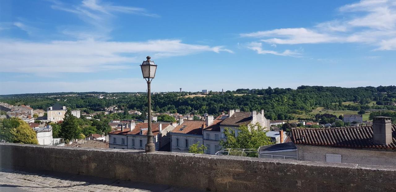 Le Rempart Du Midi Lejlighedshotel Angoulême Eksteriør billede